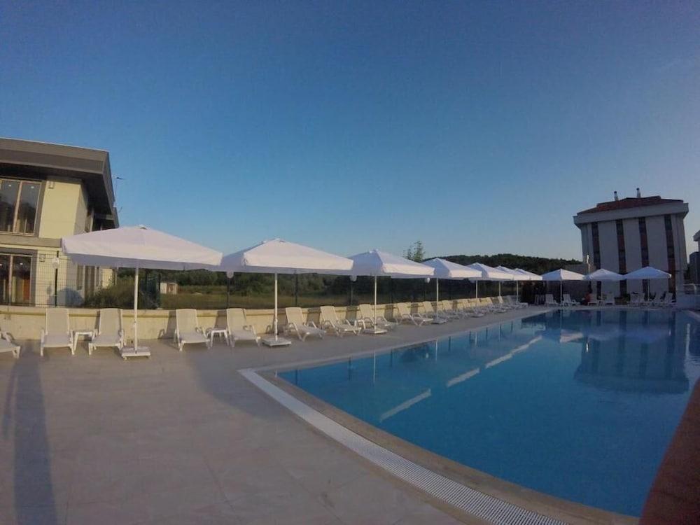 Ucar Royal Hotel Ve Konferans Salonu Şile Ngoại thất bức ảnh